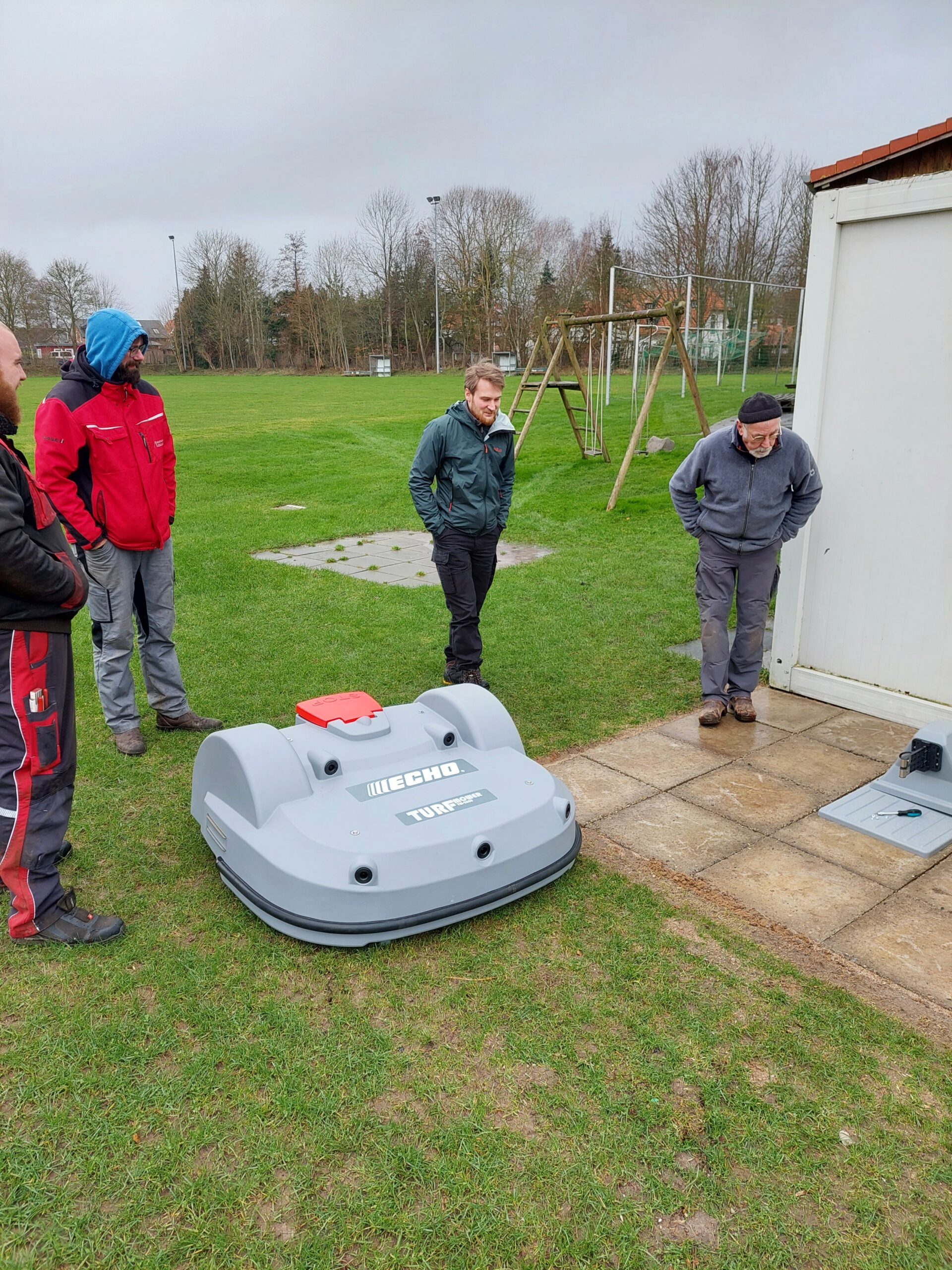 Mähroboter I 20220221 I TSV Nordschwansen Karby (1) Maehroboter I 20220221 I TSV Nordschwansen Karby 1 scaled